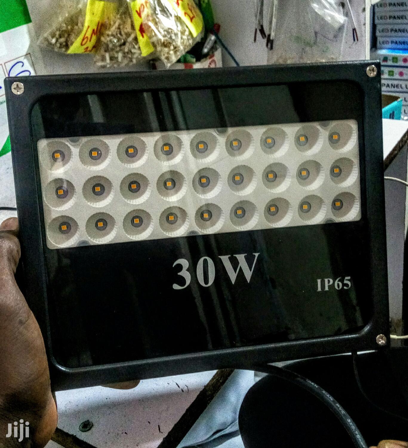 30w Warm White Security Light, Floodlight