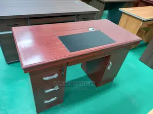 1.4m Office Desk Executive