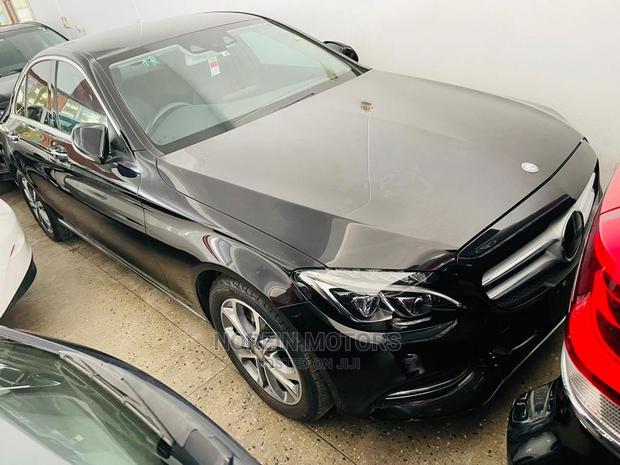 Mercedes-Benz C200 2015 Black - main view