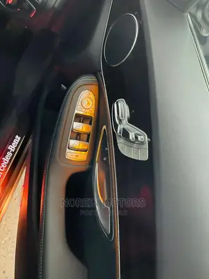 Mercedes-Benz C200 2015 Black