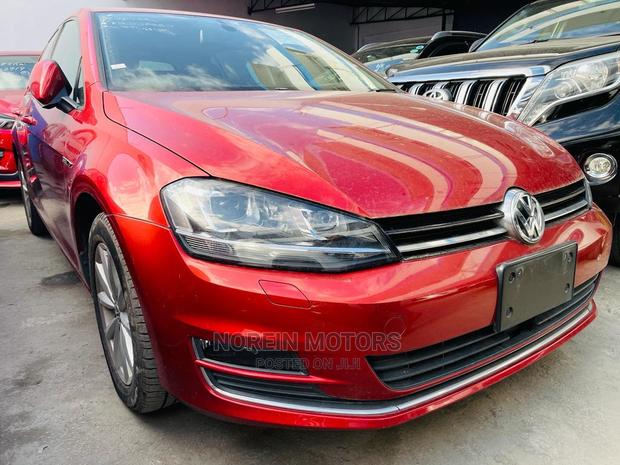 Volkswagen Golf 2015 Red - main view