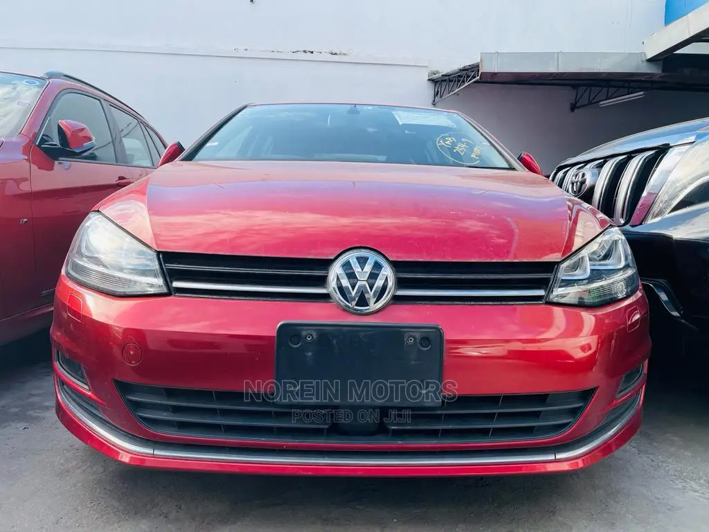 Volkswagen Golf 2015 Red