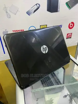 Laptop HP 15-Dy1031wm 4GB Intel Celeron 320GB