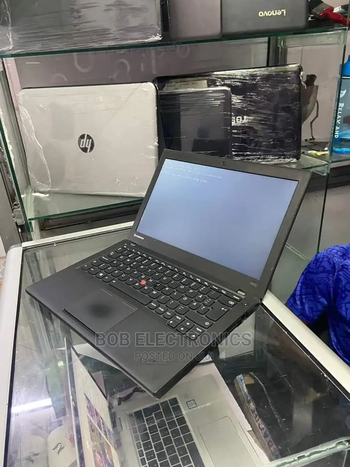 Laptop Lenovo ThinkPad X240 4GB Intel Core I5 500GB