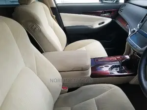 Toyota Crown 2015 Blue