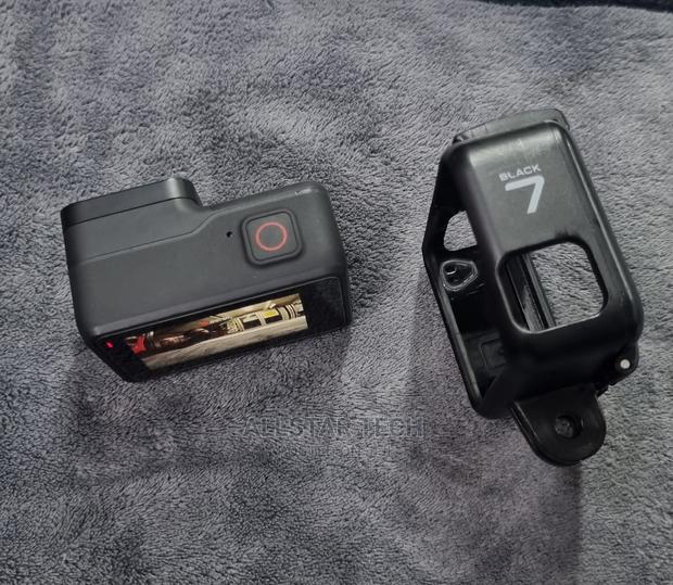 Gopro HERO7 Black With 128GB Micro SD Card - thumbnail 3