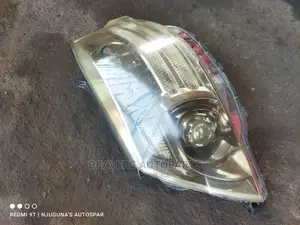 Alphard 2008 Headlights