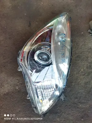 Suzuki Solio Zenon Headlight