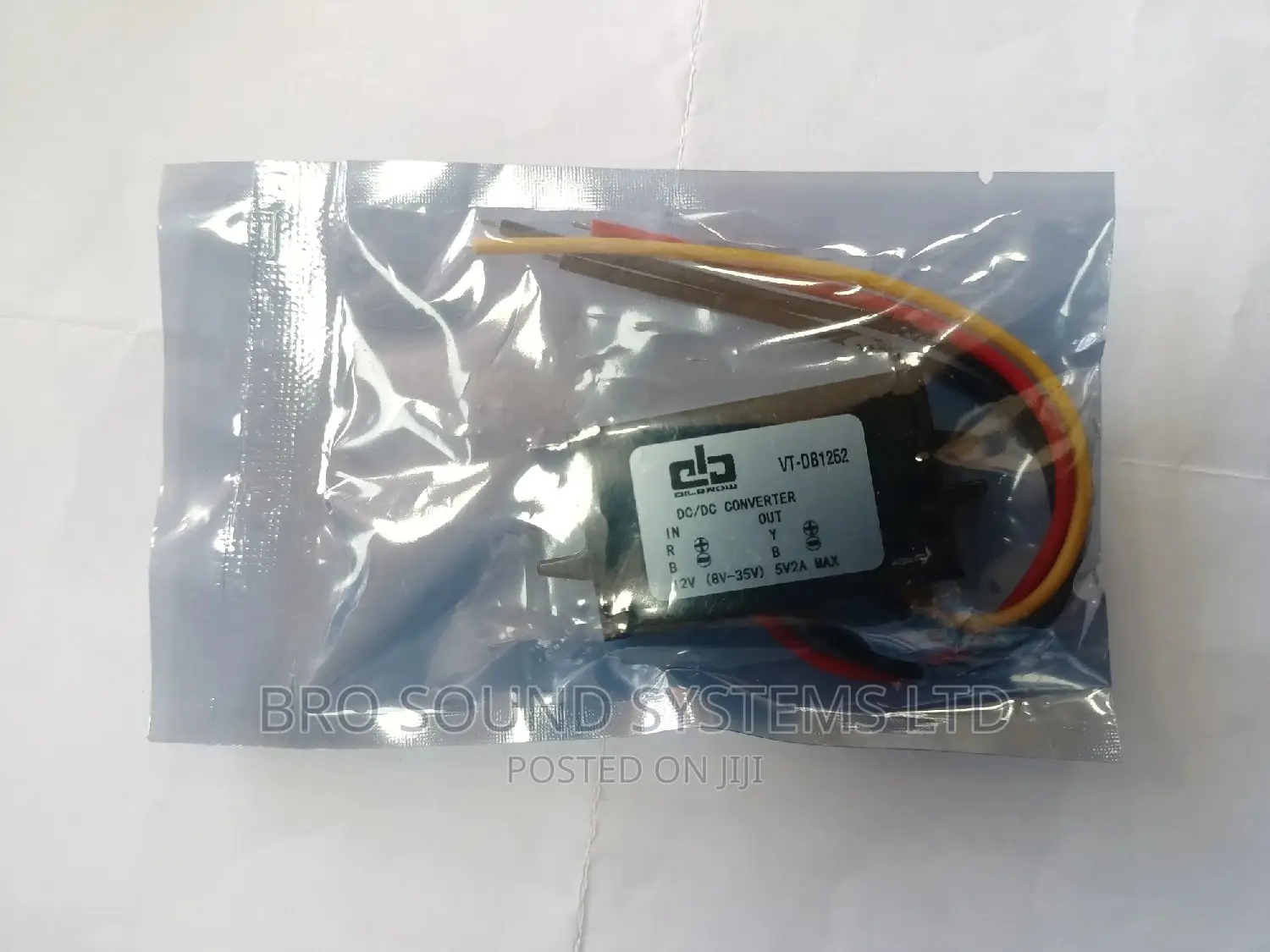 DC TO DC CONVERTER 24volts or 12 Volts TO 5volts 2amps