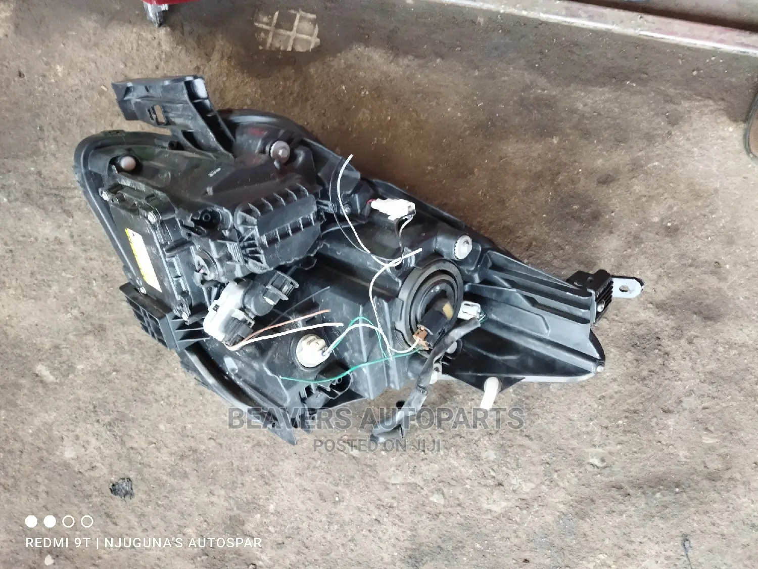 Ractis 2008 Zenon Headlight