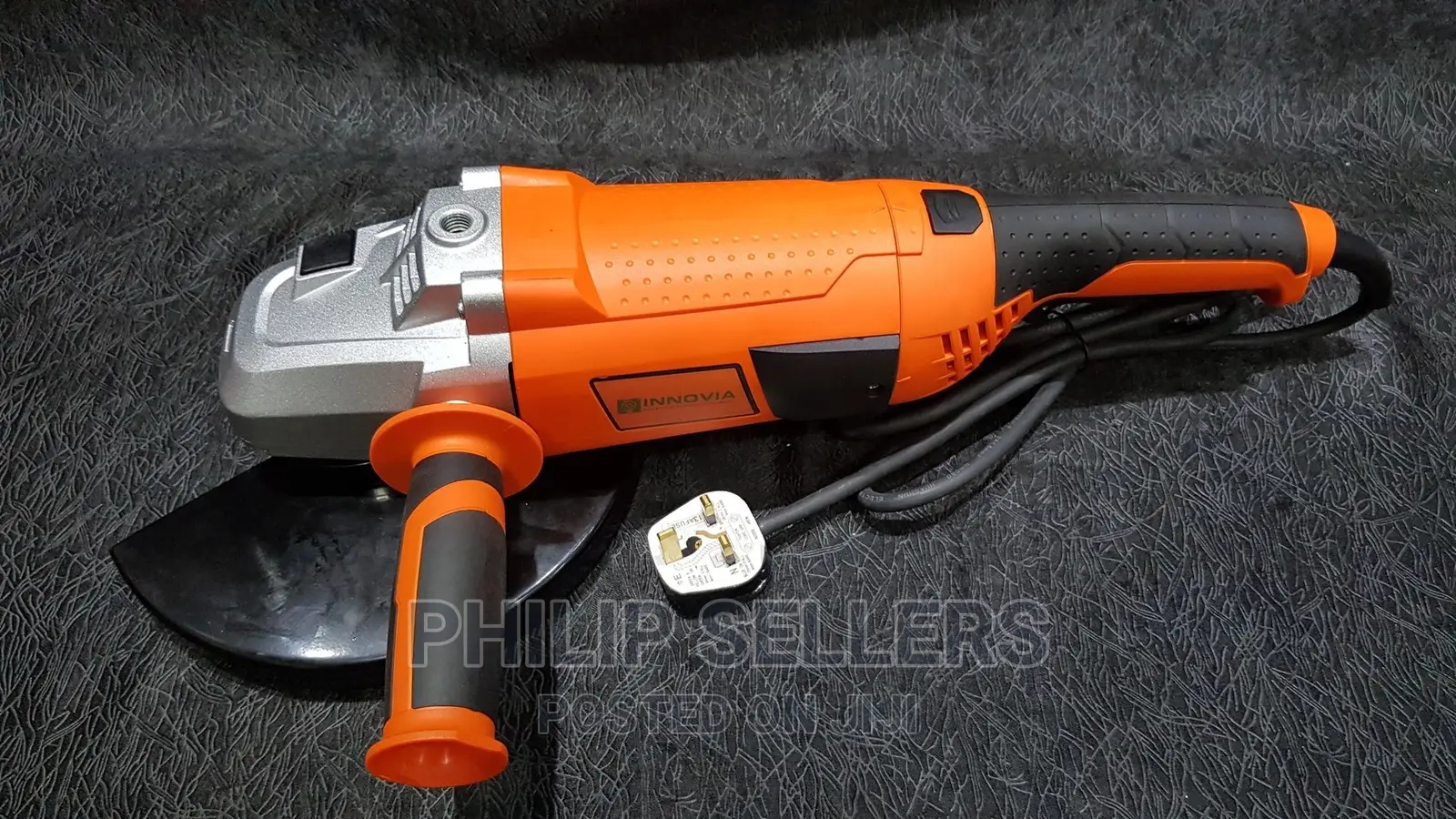 Powerful and Heavy Duty Angle Grinder