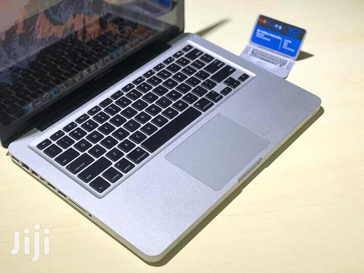 Laptop Apple MacBook Pro 4GB Intel Core i5 HDD 500GB