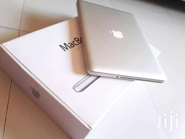 Laptop Apple MacBook Pro 4GB Intel Core i5 HDD 500GB - thumbnail 2