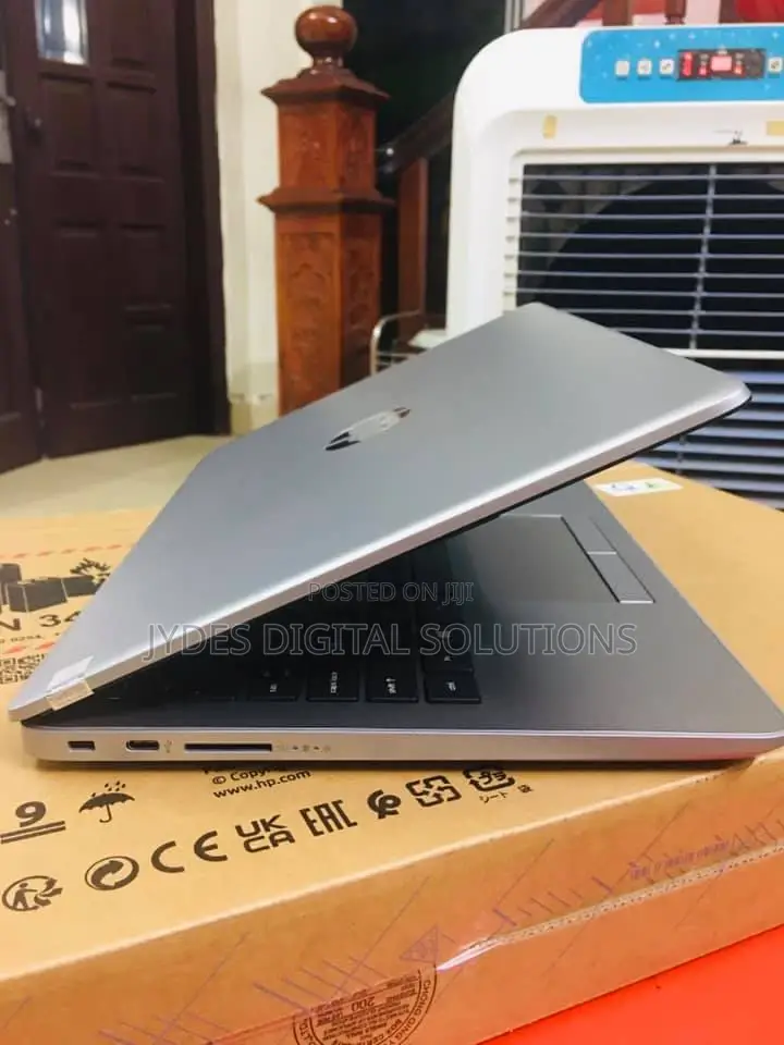 New Laptop HP 240 G6 16GB Intel Core I7 SSD 256GB