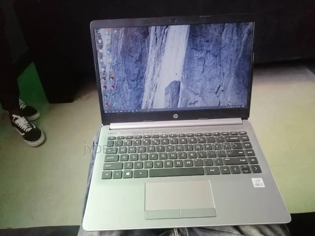 New Laptop HP 240 G6 16GB Intel Core I7 SSD 256GB