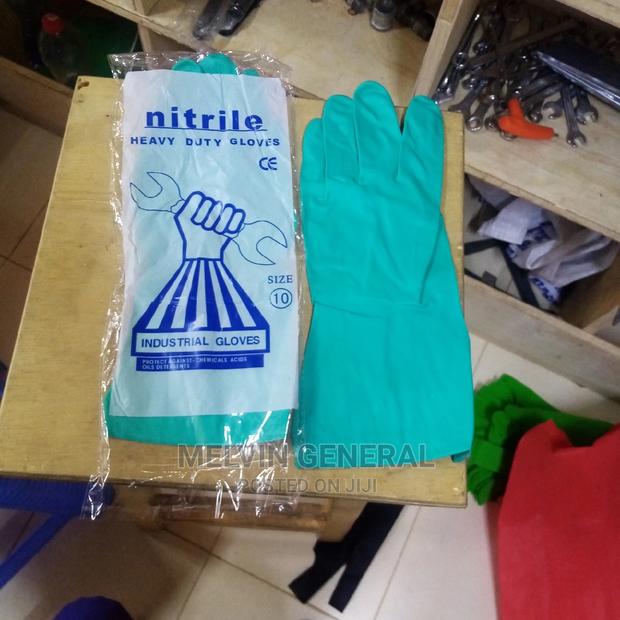 Nitrite Green Gloves - main view
