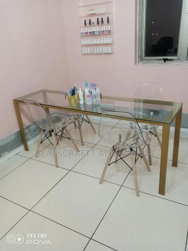 Manicure Table - thumbnail 4