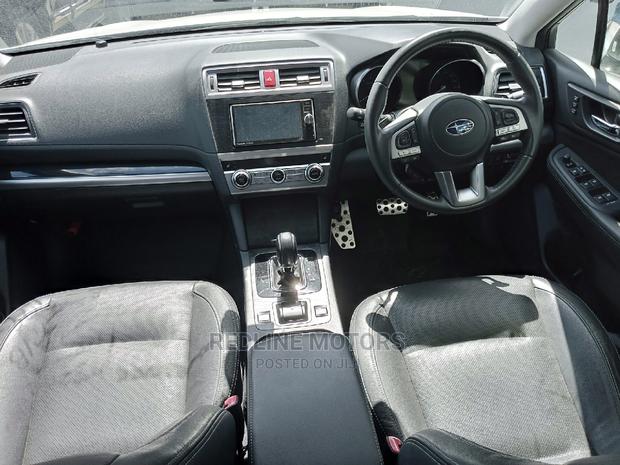 Subaru Outback 2016 Pearl - thumbnail 2