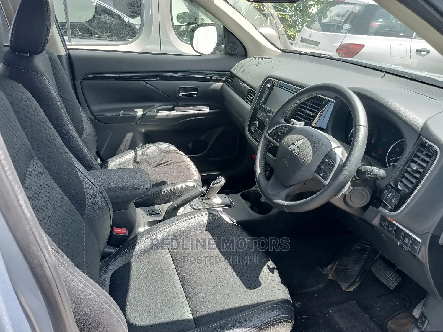 Mitsubishi Outlander 2016 Silver