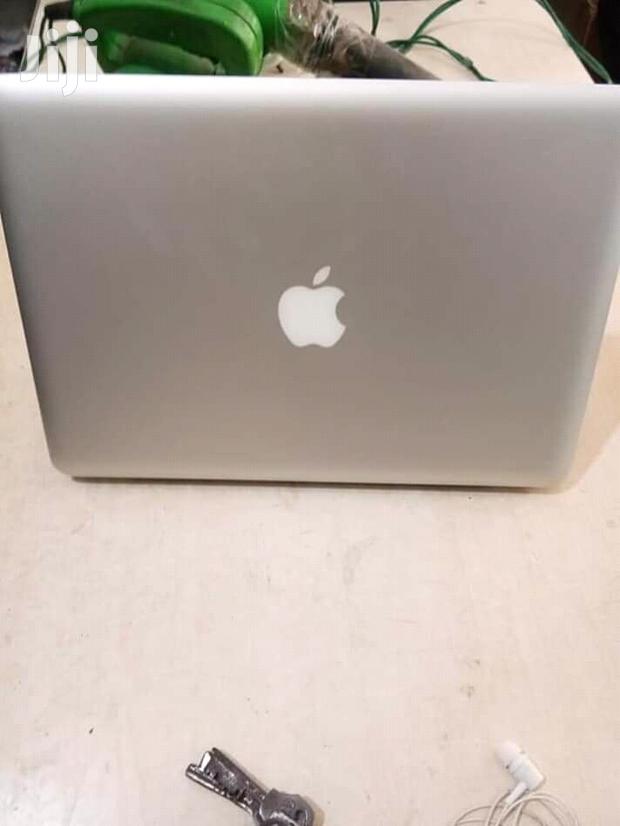 Laptop Apple MacBook Pro 4GB Intel Core i5 HDD 500GB - thumbnail 2
