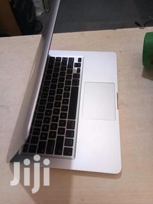 Laptop Apple MacBook Pro 4GB Intel Core i5 HDD 500GB