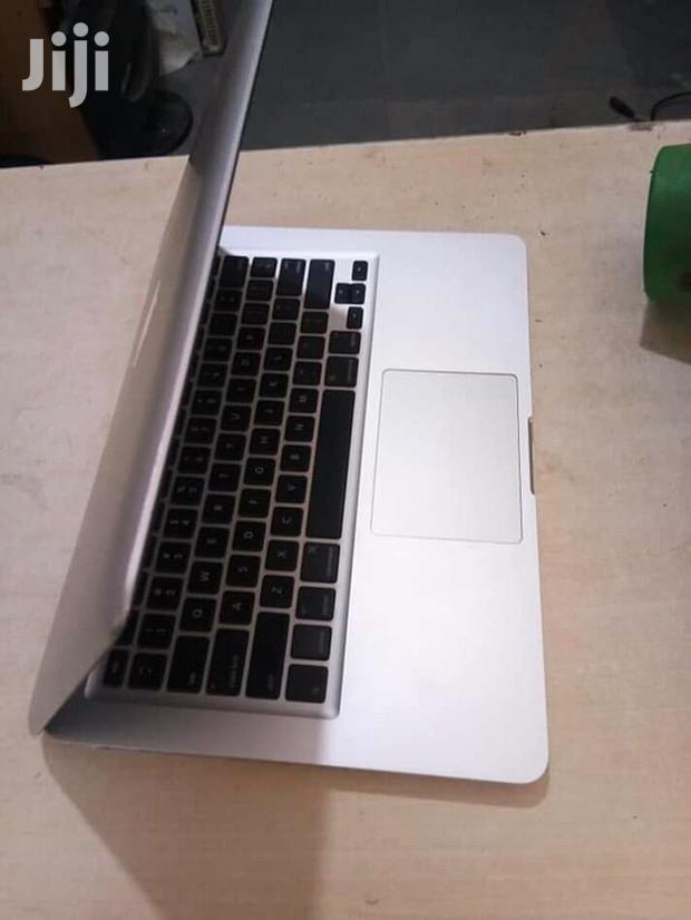 Laptop Apple MacBook Pro 4GB Intel Core i5 HDD 500GB - thumbnail 3