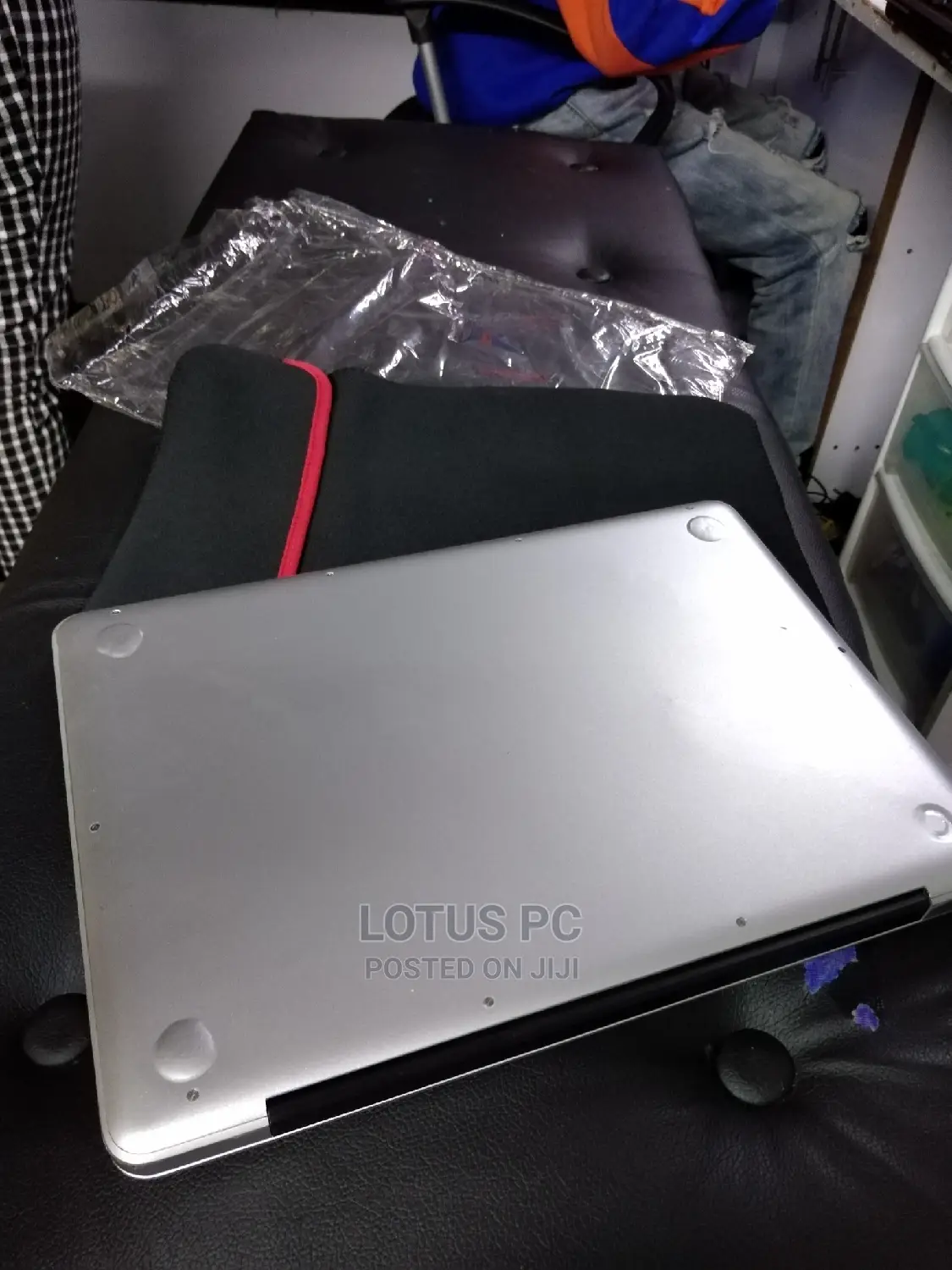 Laptop Apple MacBook Pro 4GB Intel Core I5 HDD 500GB