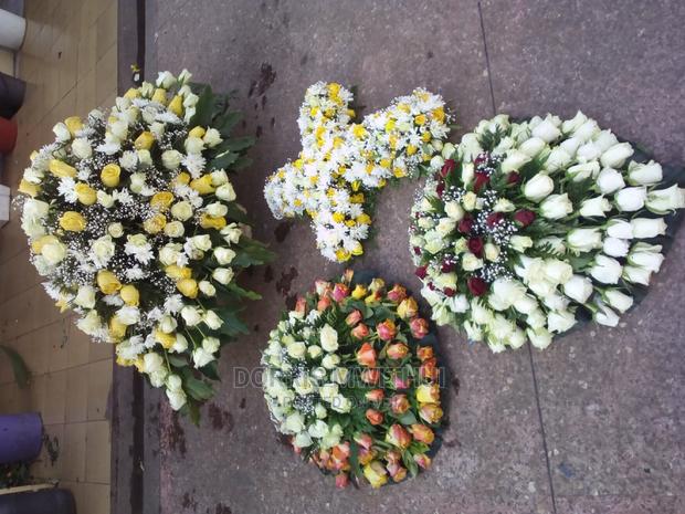 Funeral Flowers - thumbnail 7