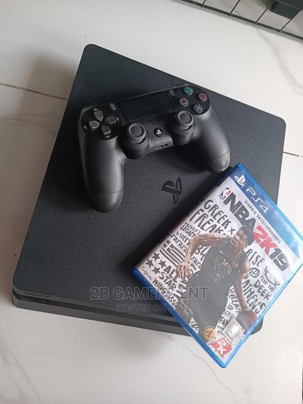 Play Station 4 , Chipped 10 Games, Slim - thumbnail 2