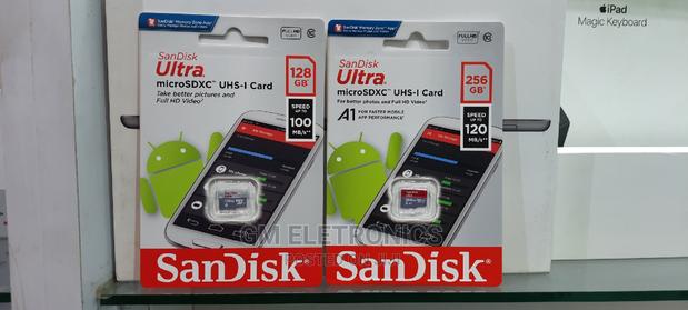 128GB Sandisk Memory Card. - main view