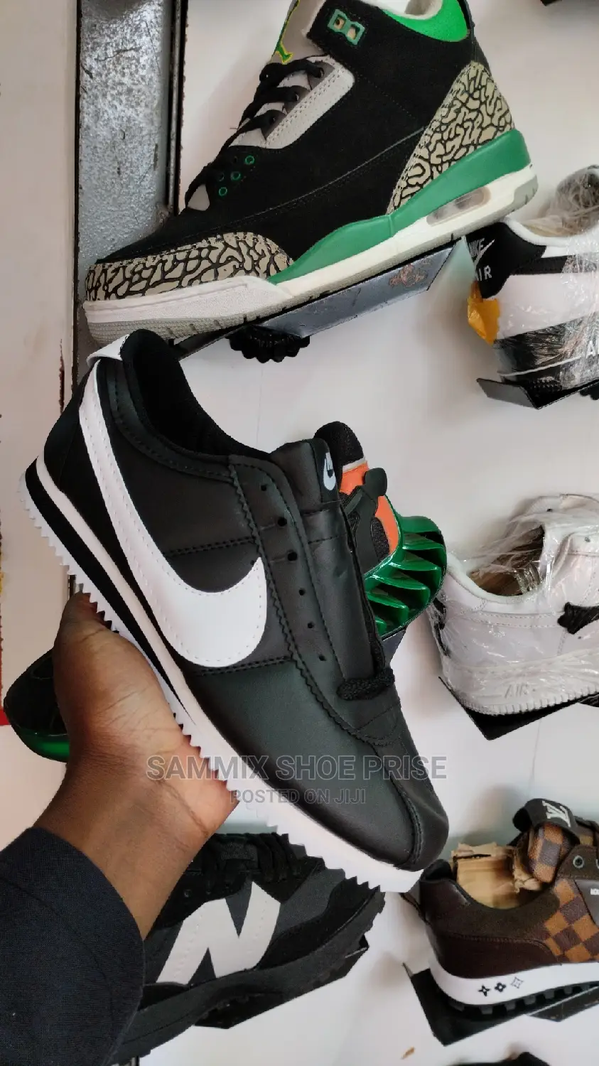 Nike Cortez