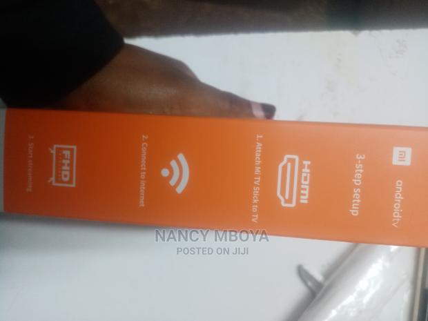 Mini TV Stick Android TV - thumbnail 2