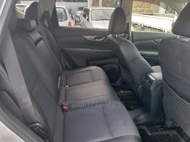 Nissan X-Trail 2016 Beige - thumbnail 6