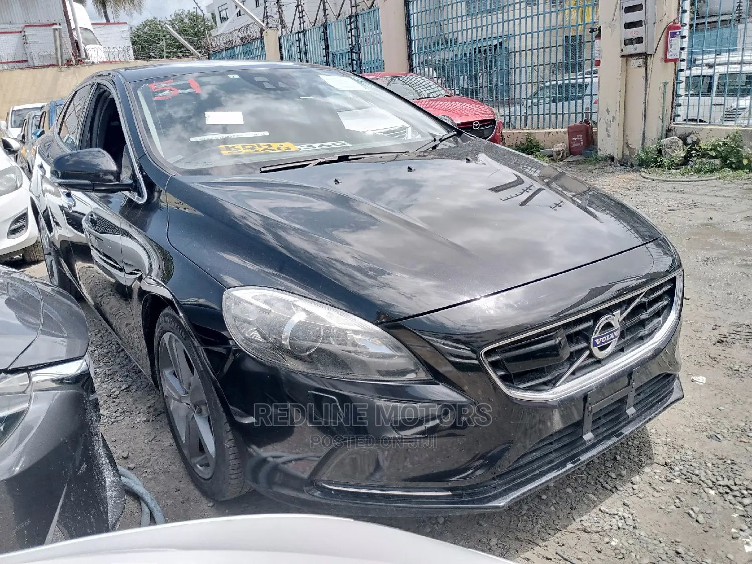 Volvo V40 2016 Matt Black
