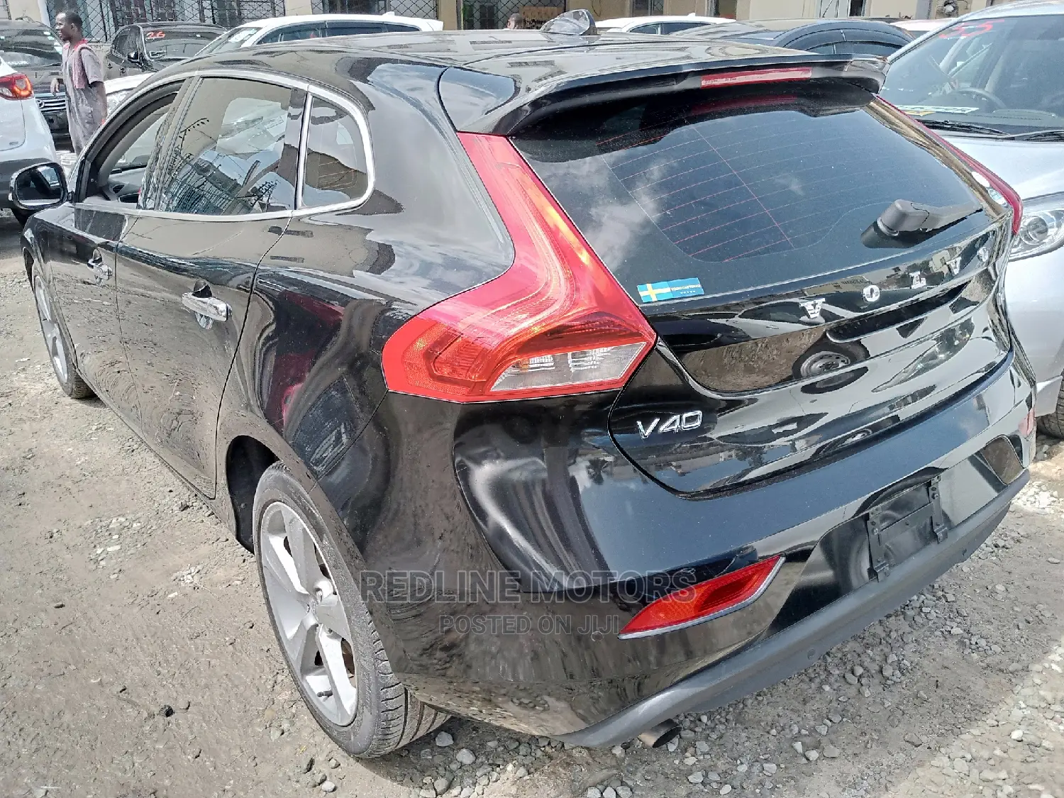 Volvo V40 2016 Matt Black