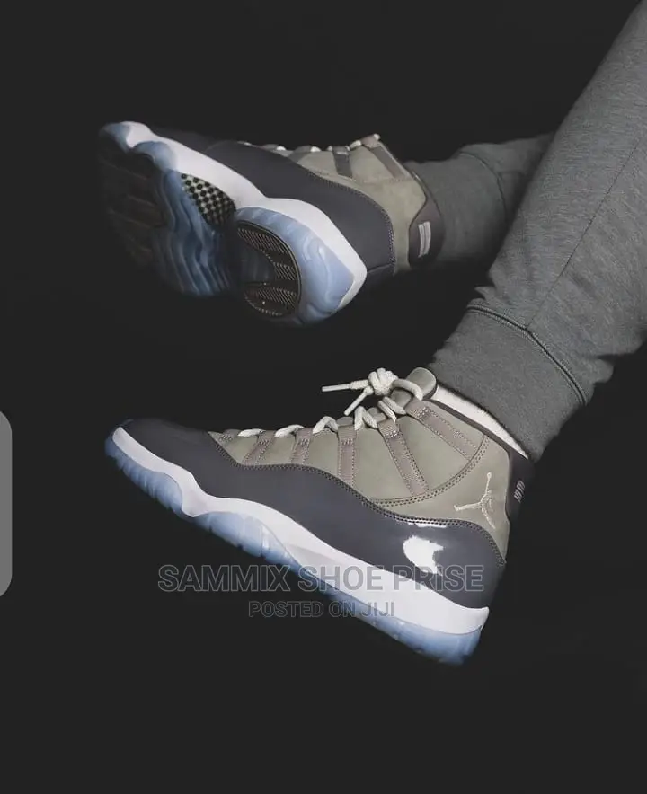 Jordan 11 Grey