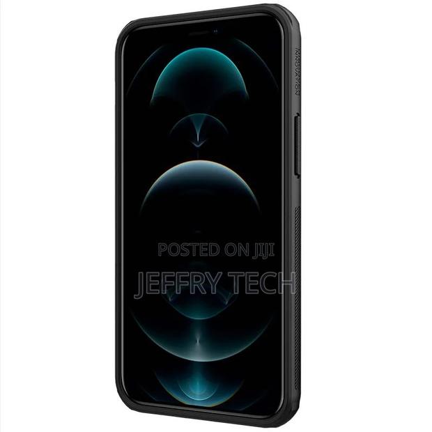 iPhone 13 Mini Nillkin Frosted Pro Rubber Case Black - thumbnail 3