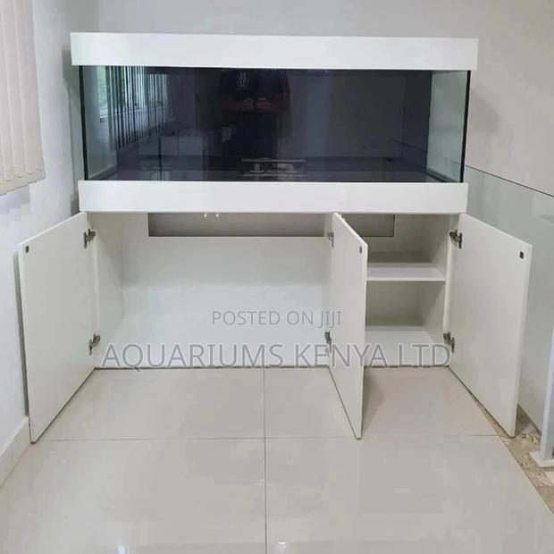 Elegant Aquariums With Fine Art Work - main view