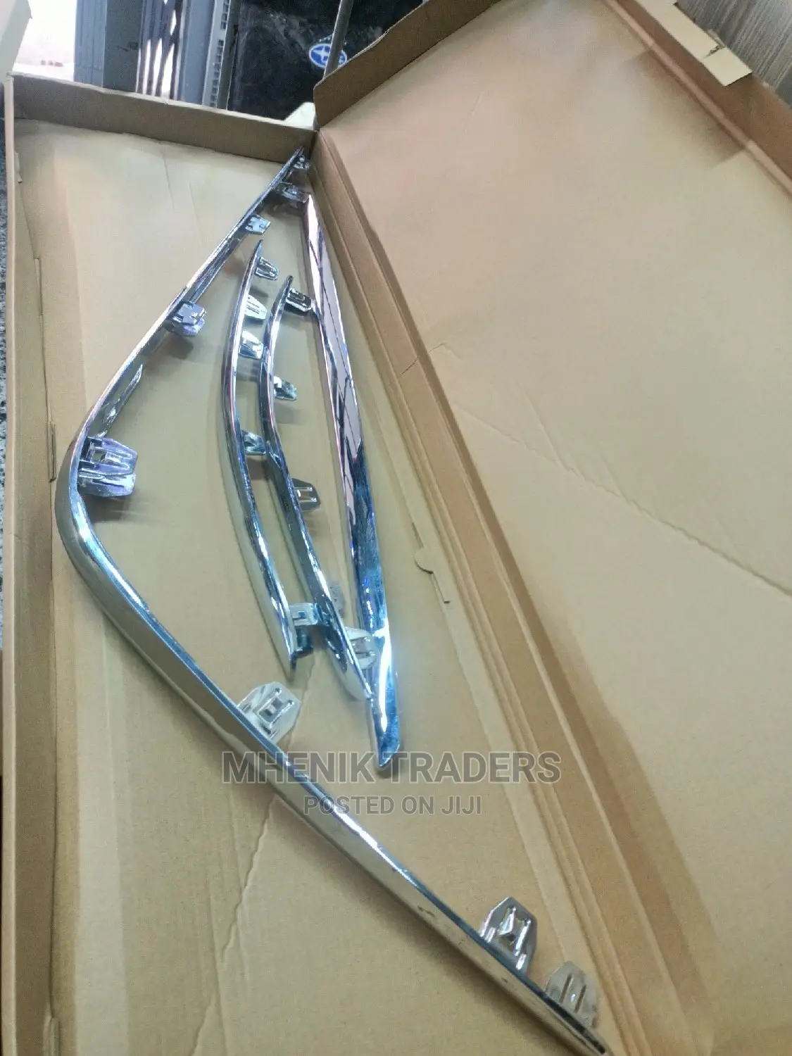Nissan Teana J32 Front and Rearbumper Chrome Moulding