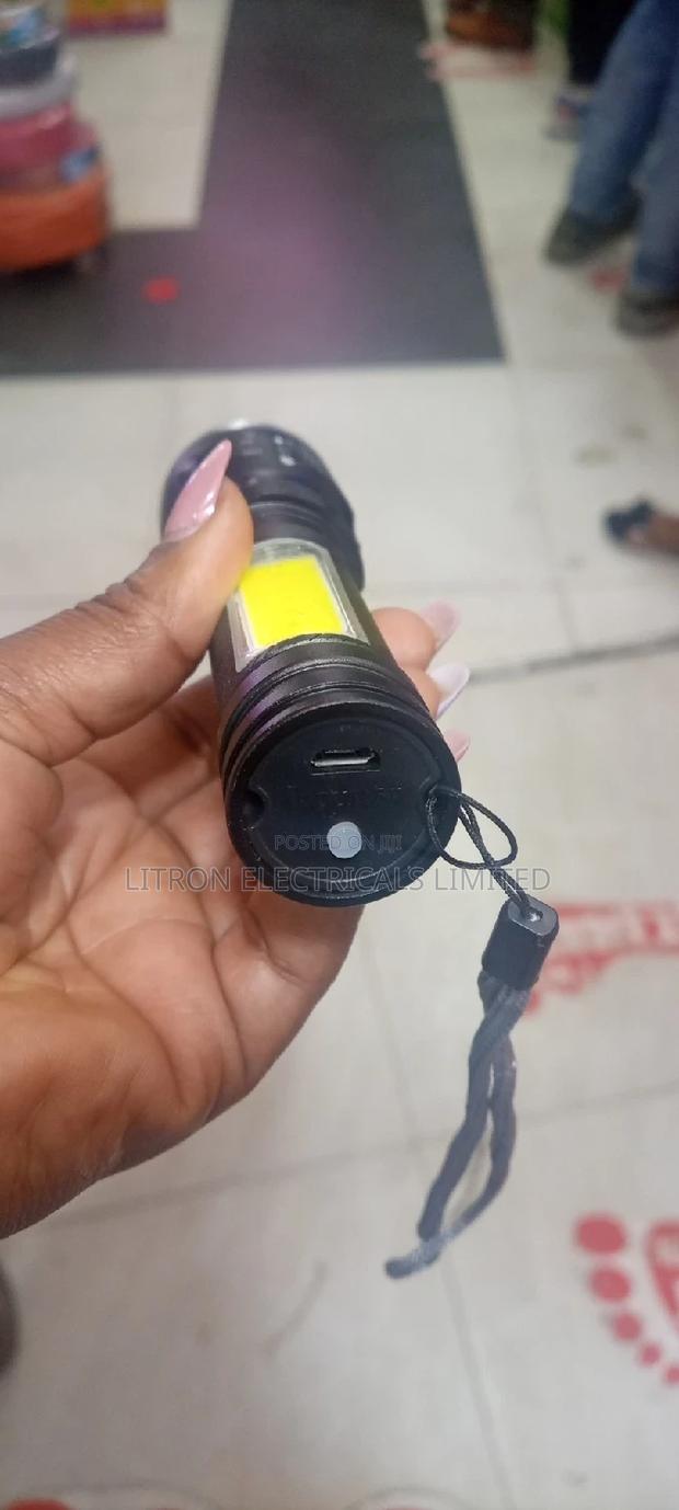 Rechargeable Torches - thumbnail 4