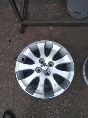 Original Rims Set 4 Holes Sizes 14 Inch.