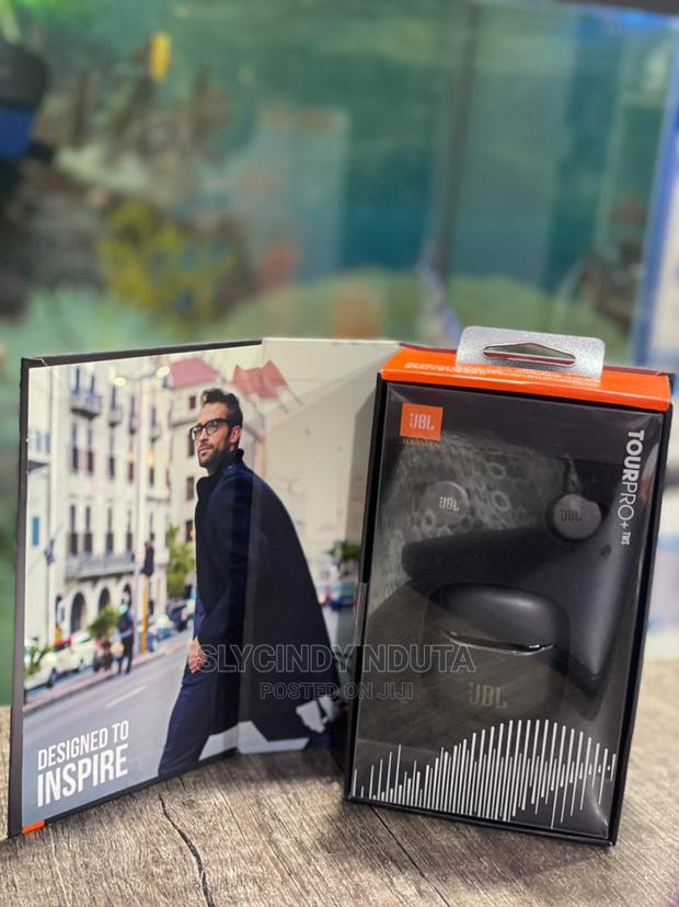 Jbl Tour Pro+ - main view