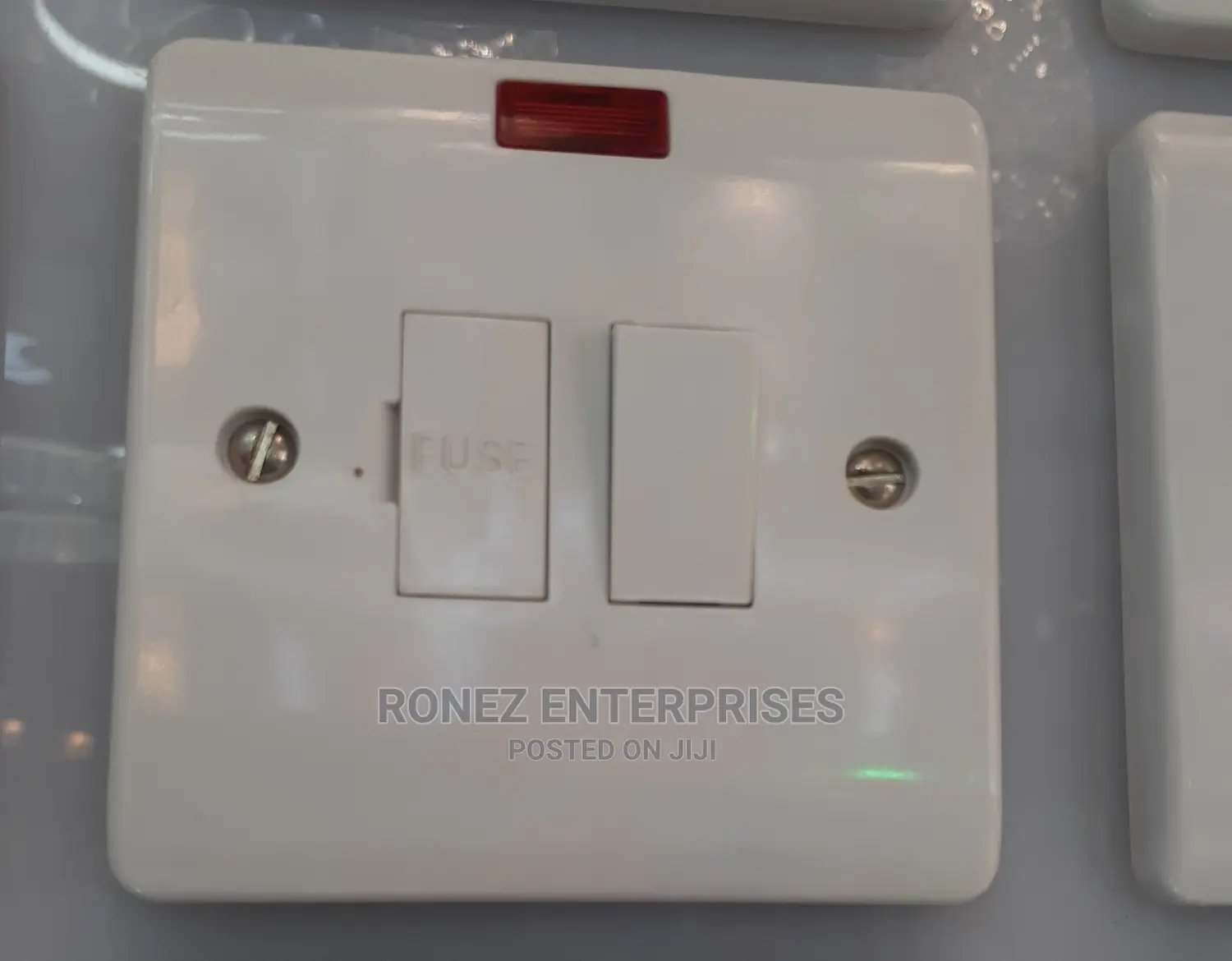 Spar Switch