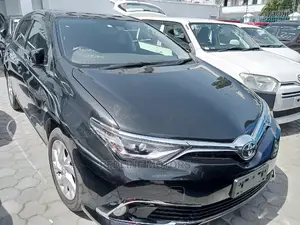 Toyota Auris 2016 Matt Black