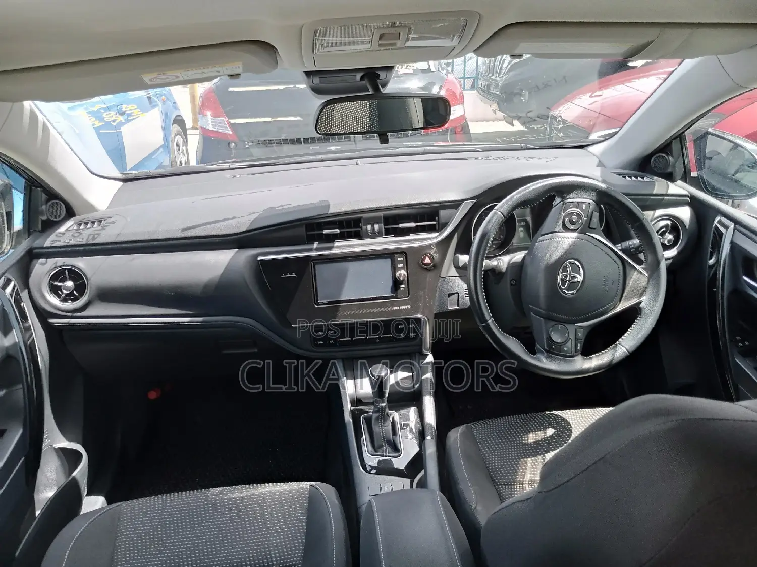 Toyota Auris 2016 Matt Black