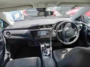 Toyota Auris 2016 Matt Black