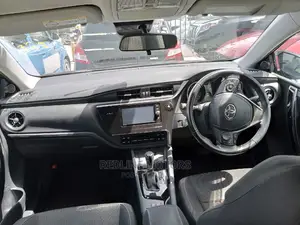 Toyota Auris 2016 Matt Black