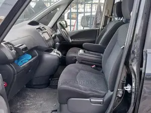 Nissan Serena 2016 Black