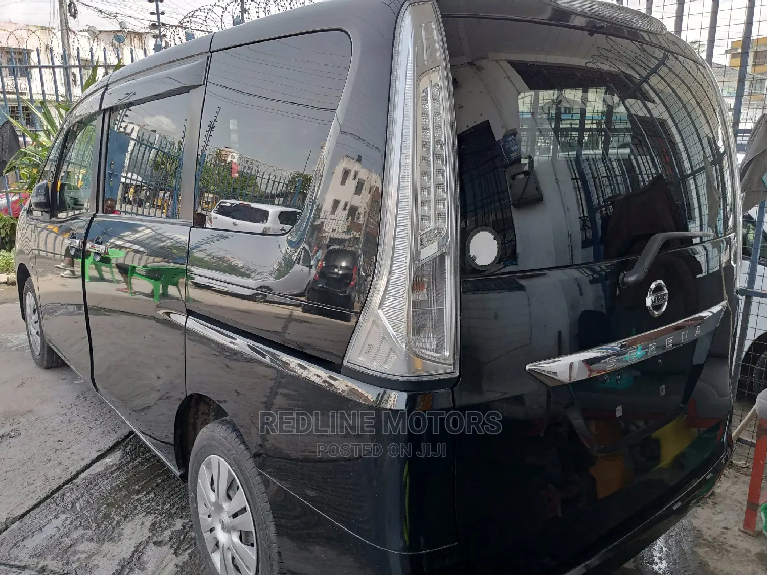 Nissan Serena 2016 Black