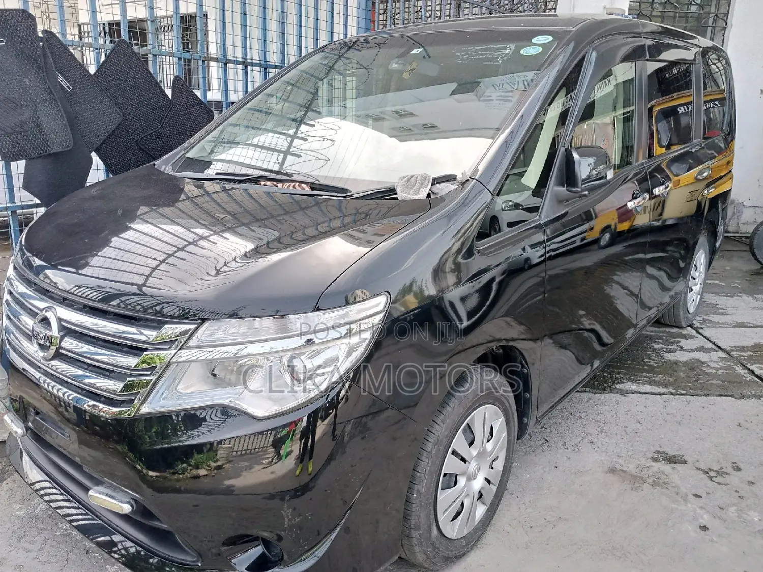 Nissan Serena 2016 Black